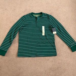 NWT Long sleeved Henley. Men’s Size M. Hunter green with grayish/white stripes.